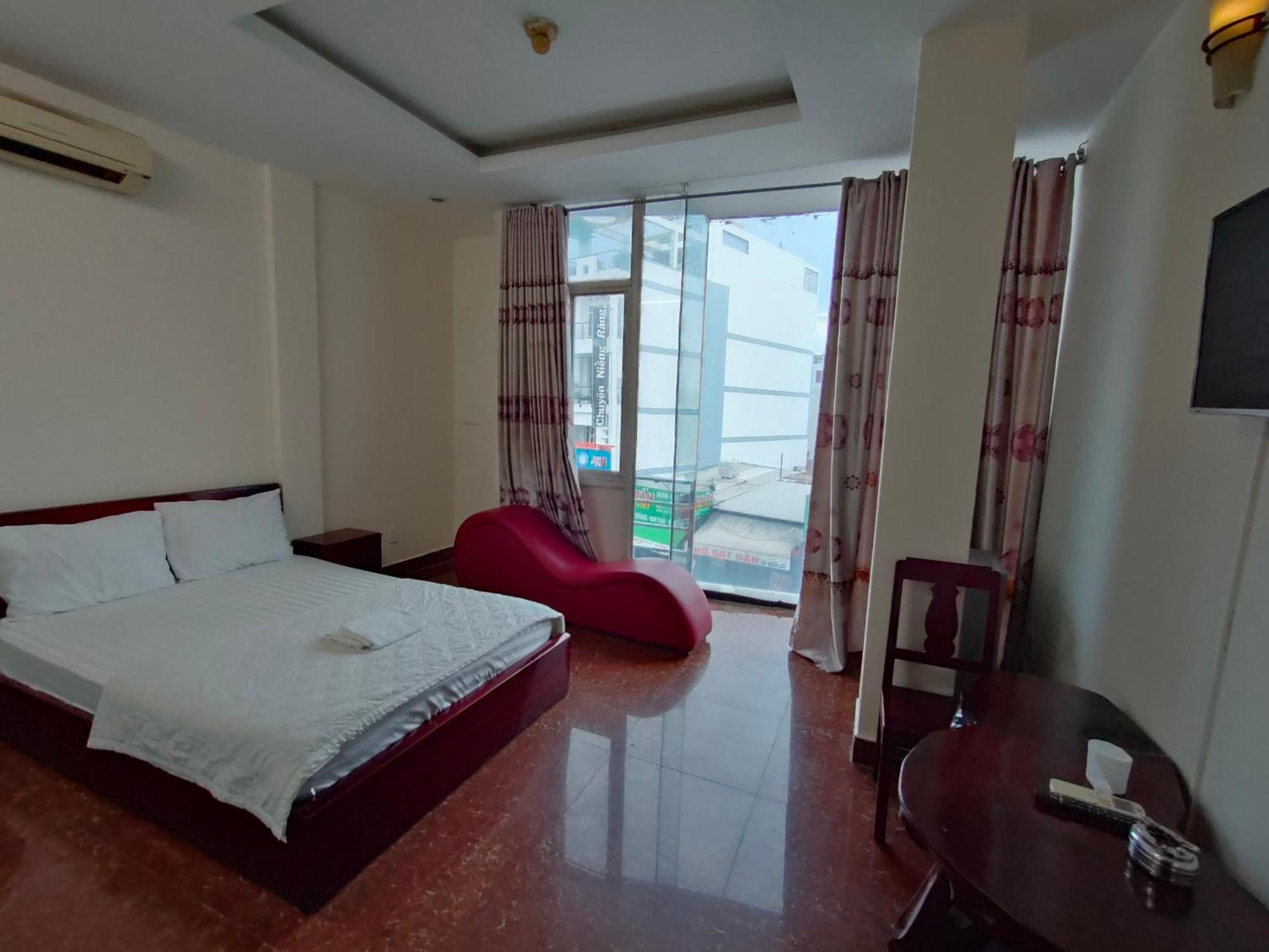 Hotel Khach San Mien Ho Chi Minh City